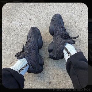 Yeezy 500 utility black